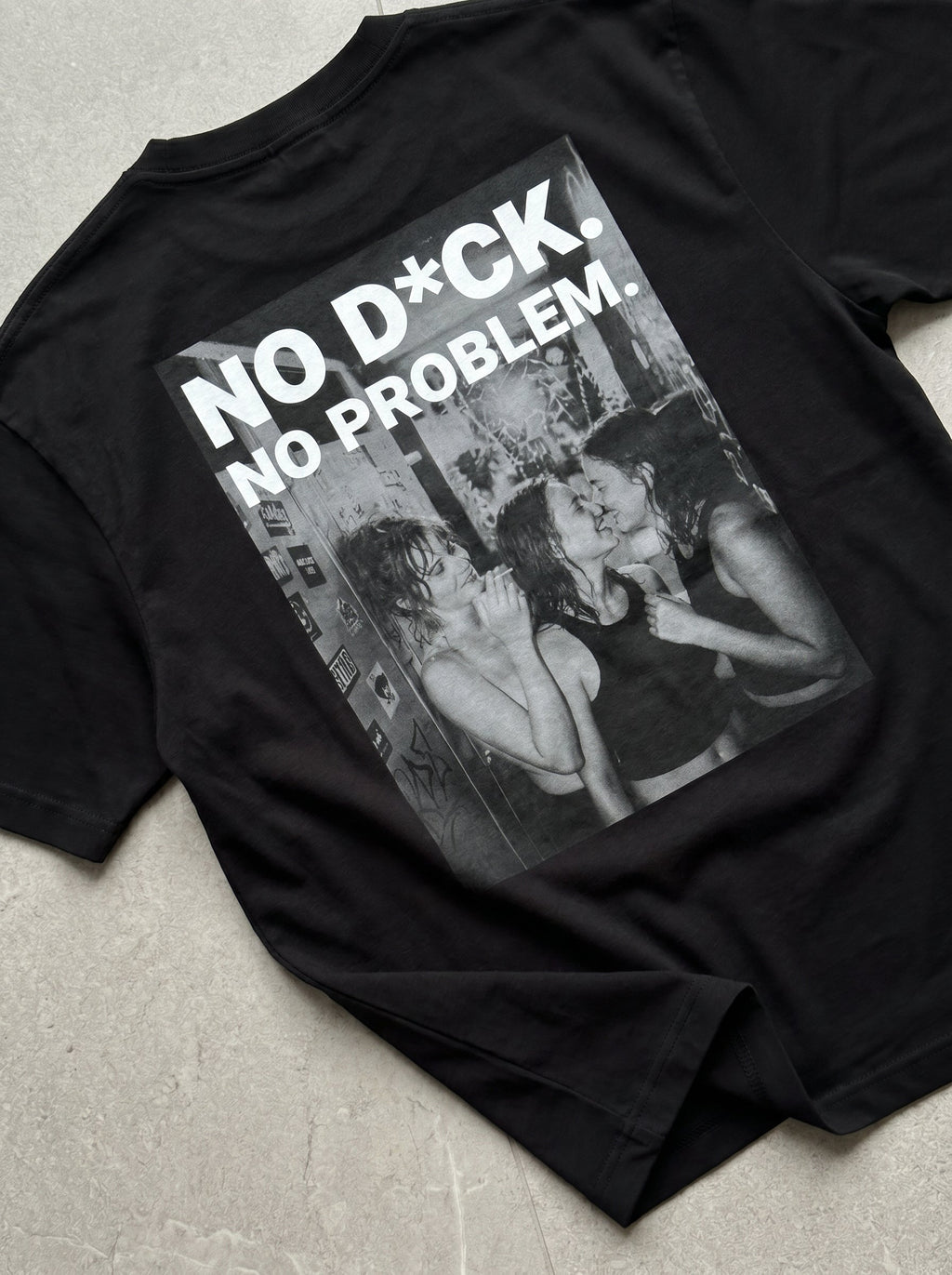 No D*ck No Problem Oversized Shirt Schwarz Flatlay – The Ritual.