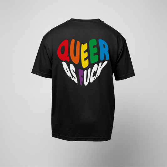 Unapologetischer Queer-Fashion Loose-Fit T-Shirt mit Regenbogen-Herz-Print für CSD und Pride
