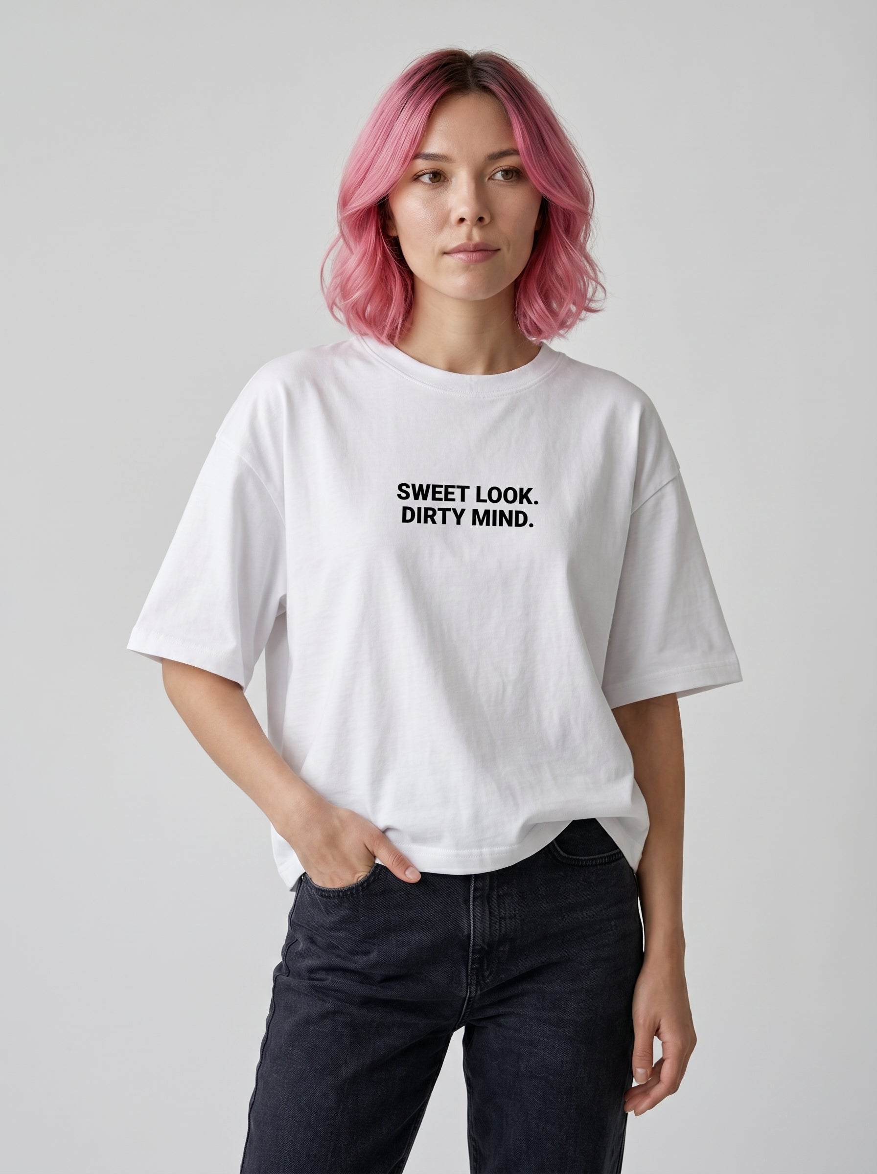 Sweet Look Dirty Mind Oversized Shirt Weiß Vorderseite – The Ritual.